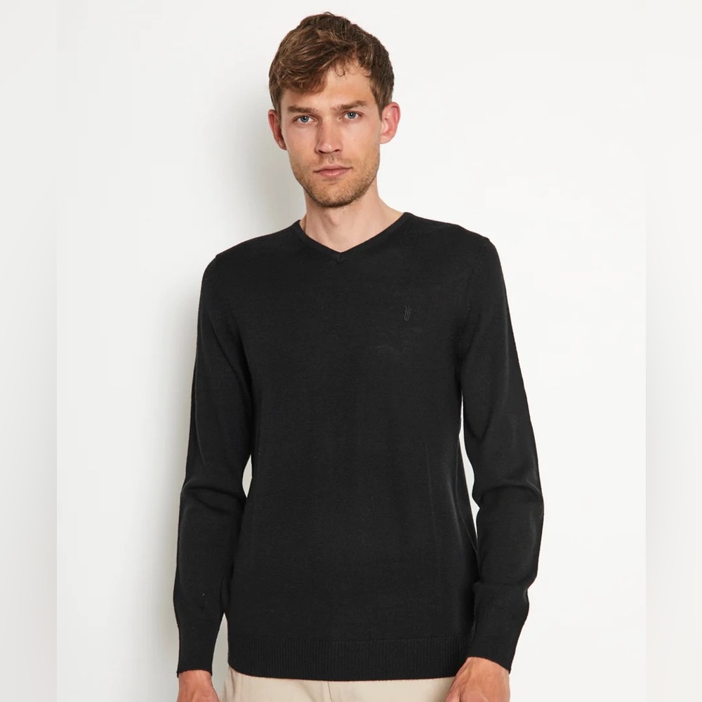 ✔️ BRUUN & STENGADE COPENHAGEN Black Merino-Blend V-Neck VGUC